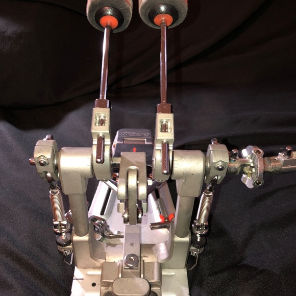 Pearl Demon Drive double Bass Drum Pedal Like New with case etc. - Picture 6 of 11